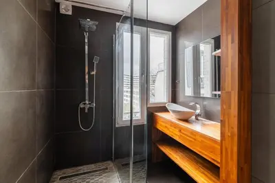 Salle de bains dans l'établissement Appartement 60m2 Bien Amenage- Paris 12 - 4p