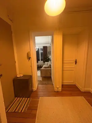 Un ou plusieurs lits dans un hébergement de l'établissement Authentic Parisian apartment 12th arrondissement