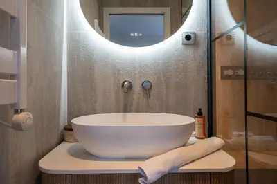 Salle de bains dans l'établissement Sublime appartement Arc de Triomphe