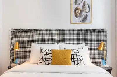 Un ou plusieurs lits dans un hébergement de l'établissement 0#2people#Wagram#1Bedroom#Ternes
