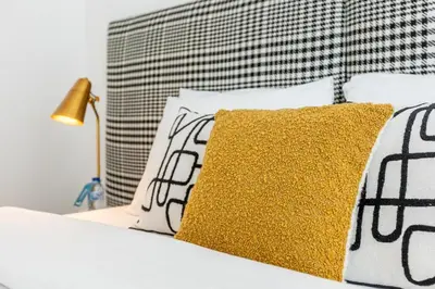 Un ou plusieurs lits dans un hébergement de l'établissement 0#2people#Wagram#1Bedroom#Ternes