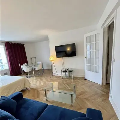 Studio Tour Eiffel Lecourbe Paris