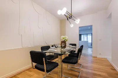 Coin salon dans l'établissement X#Prestige#ArcDeTriomphe#ChampsÉlysées#2Bedrooms#AC