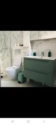 Salle de bains dans l'établissement Lea appartement