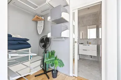 Plan de l'établissement Quartier Champs-Élysées 1 Bedroom Apartment Free Netflix