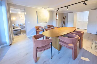 Coin salon dans l'établissement Modern with terrace & 4 spacious bedrooms