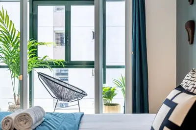 Coin salon dans l'établissement A4#Premium#Arc de Triomphe#ChampsElysées#3Bedrooms#AC
