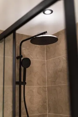 Salle de bains dans l'établissement Cozy and air-conditioned in the heart of Paris