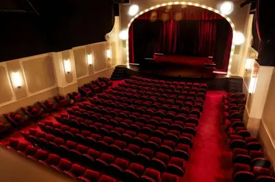 Plan de l'établissement Charmant T2 20ème quartier culturel et dynamique