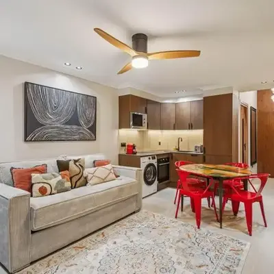 Modern 1BDR flat in the heart of Paris