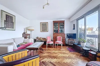 Plan de l'établissement Appartement avec balcon vue Tour Eiffel