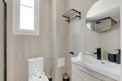 Salle de bains dans l'établissement Comfort at the gates of Paris