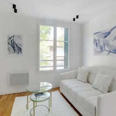 Comfort in Saint-Ouen Air-conditioned apartment