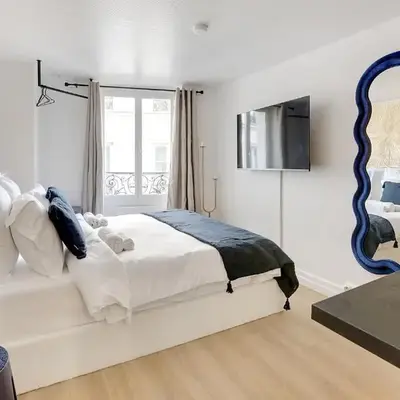Bright studio close to Bastille