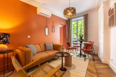 Coin salon dans l'établissement B1#Premium#2Bedrooms#ArcdeTriomphe#AC#ChampsElysées