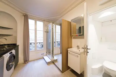 Salle de bains dans l'établissement Sweet Studio - Martyrs Pigalle
