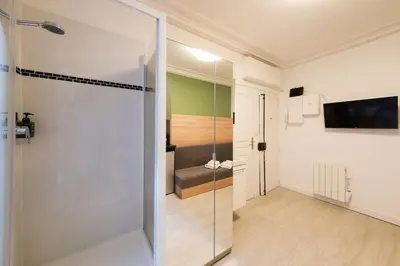 Salle de bains dans l'établissement Sweet Studio - Martyrs Pigalle