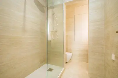 Salle de bains dans l'établissement Tastefully decorated air-conditioned apartment - Paris 17
