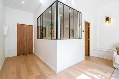 Plan de l'établissement Elegant 2-room air-conditioned apartment - Paris 17
