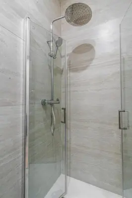 Salle de bains dans l'établissement Air-conditioned & comfortable studio - Batignolles side