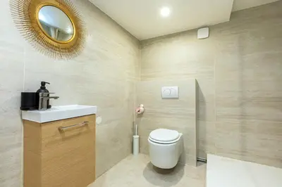 Salle de bains dans l'établissement Central, air-conditioned and designer - Pereire