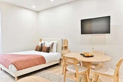 Un ou plusieurs lits dans un hébergement de l'établissement Air-conditioned & comfortable studio in Paris 17