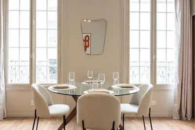 Plan de l'établissement Elegant, fully-equipped, air-conditioned accommodation