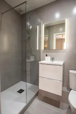 Salle de bains dans l'établissement Stylish & Cozy Air-Conditioned Studio