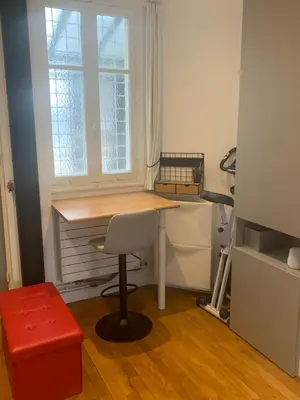Cuisine ou kitchenette dans l'établissement SaintLazare 50m2 superb view up to Tour Eiffel