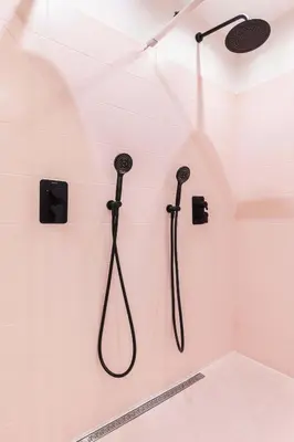 Salle de bains dans l'établissement Logement Premium avec Grande Salle de Bain - 6P