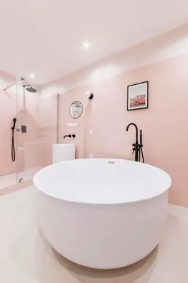 Salle de bains dans l'établissement Logement Premium avec Grande Salle de Bain - 6P