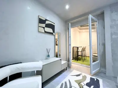 Un ou plusieurs lits dans un hébergement de l'établissement UrbanFlat 11 - Grand Studio Pereire Wagram - Champs-Elysees
