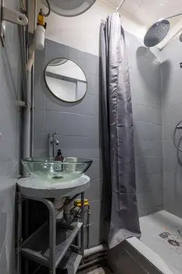 Salle de bains dans l'établissement Appartement proche Sacré Coeur Paris 18
