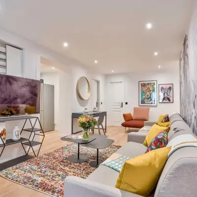 UrbanFlat 103 - Grand appartement - Grands Boulevards