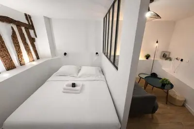 Un ou plusieurs lits dans un hébergement de l'établissement Paris 3eme Studio Renove Emplacement Ideal - 2P