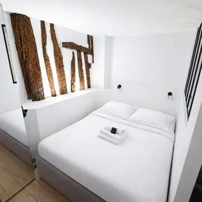 Paris 3eme Studio Renove Emplacement Ideal - 2P