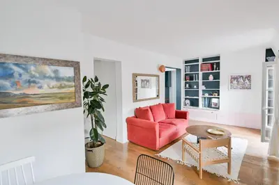 Coin salon dans l'établissement St Germain des Pres 6th Great location, couple or family