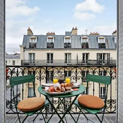 Marais 2B with Balcony by Melvane Luxury