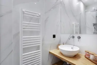 Salle de bains dans l'établissement A-C Apartment 2BDR-4P Neuilly Sur Seine