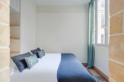 Un ou plusieurs lits dans un hébergement de l'établissement Charming Apt 1BR-4P - Proche de la Place Vendome