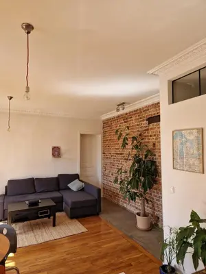 Coin salon dans l'établissement Bright apartment - canal view