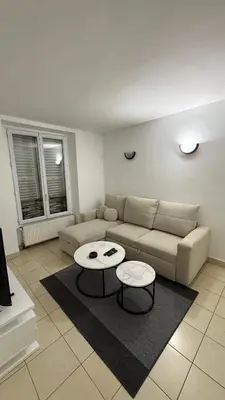 Coin salon dans l'établissement Modern et agréable st lazare