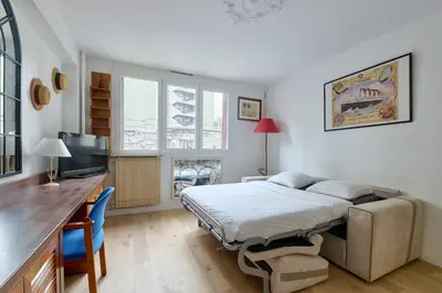 Un ou plusieurs lits dans un hébergement de l'établissement Calme Métros L13 Pernety et L4 Alesia Montparnasse
