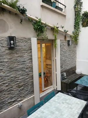 Balcon ou terrasse dans l'établissement Le Jardin Secret de Montmartre M12 Abbesses