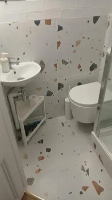 Salle de bains dans l'établissement Parisien bas de Montmartre géré par Mey Agency