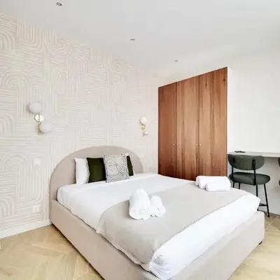 Charming suite near Eiffel Tower - L023