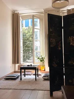 Coin salon dans l'établissement Central Artistic Appartement - Paris 2e
