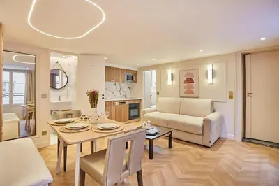 Coin salon dans l'établissement New apartment in the heart of Paris 4 people