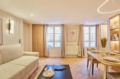 Coin salon dans l'établissement New apartment in the heart of Paris 4 people