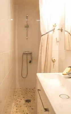 Salle de bains dans l'établissement Un havre de paix au coeur de Paris